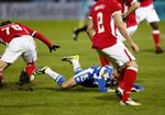 Ballade. 113 tyske og belgiske fodboldfans fik ikke set gårsdagens Europa League-opgør mellem Esbjerg og belgiske Standard Liège, fordi de blev tilbageholdt af politiet. - Foto:. 