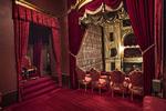 Problem. Det Kongelige Teater udnytter ikke det privilegium, det er at være statsfinansieret til at levere scenekunst på højeste niveau. 