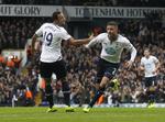 1-0. Et fladt frispark under forsvarsmuren gjorde Kyle Walker (th.) til målscorer. 