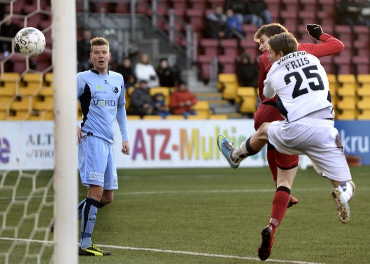 1-0. Et kroatisk indlæg og et kroatisk hovedstød gjorde Ivan Runje til målscorer mod Randers FC. 