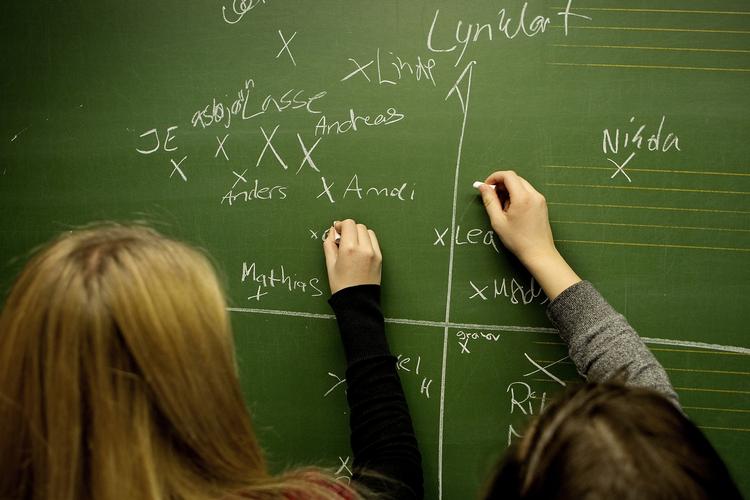 Karakterer. Undervisningsministeriet bruger meget tid på Pisa-undersøgelsen, fordi regeringen har brug for tallene til at begrunde den skolereform, der træder i kraft efter sommerferien. - Foto: 