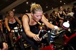 Sundt. Wellnessordninger indebærer alt fra tilbud om massage eller en fysioterapeut på arbejdspladsen til fitnessfaciliteter. Og den slags tilbud er i kraftig stigning på arbejdspladser, viser nye tal. (arkivfoto) 