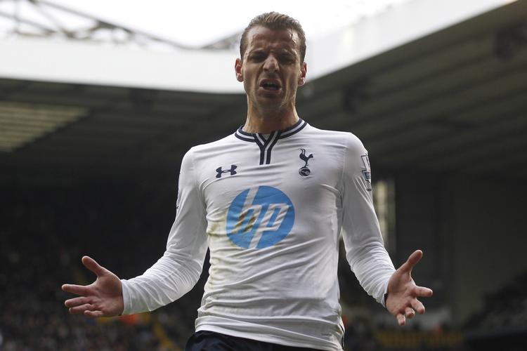 Afbrænder. Heller ikke i søndags i 2-2-kampen mod Man. United kom Roberto Soldado på tavlen. Soldado har ikke scoret siden 27. oktober mod Hull. 
