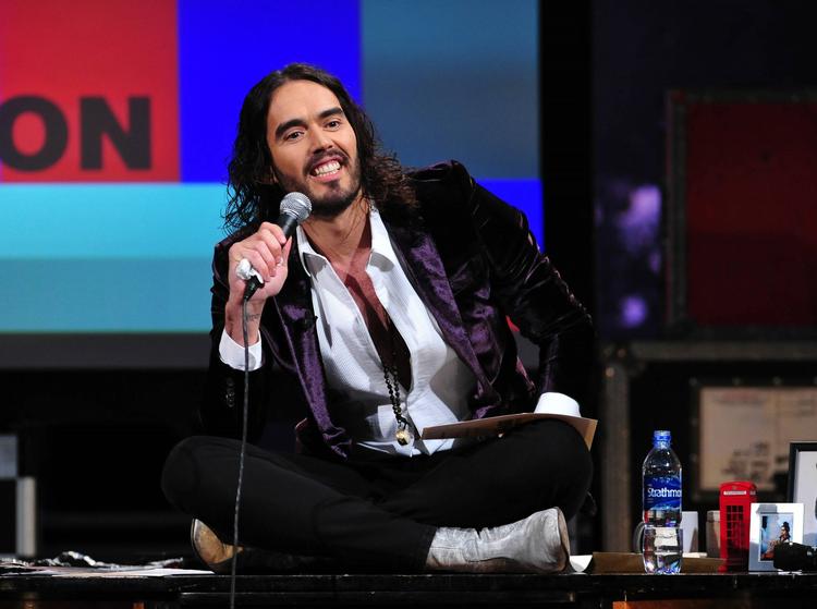 Sjov. Russell Brand rejser netop nu verden rundt med sit one-man-show 'Messiah Complex'. 