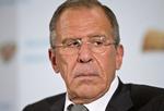 Advarsel. Mens massive demonstrationer mod landets præsident og regering fortsætter i Ukraine, bliver konflikten mellem Vesten og Rusland om den ukrainske krise trappet op. »Jeg fatter ikke, hvorfor Nato overhovedet laver erklæringer om det her«, siger den russiske udenrigsminister, Sergej Lavrov, efter et møde i Nato-Rusland Rådet i formiddag. 