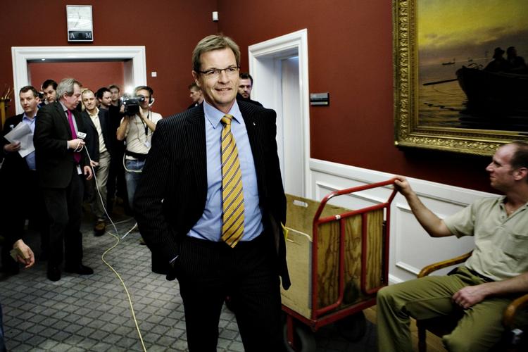 vækst. Det lader til, at Socialdemokraterne i dag er Bendt Bendtsen minus fem år. 