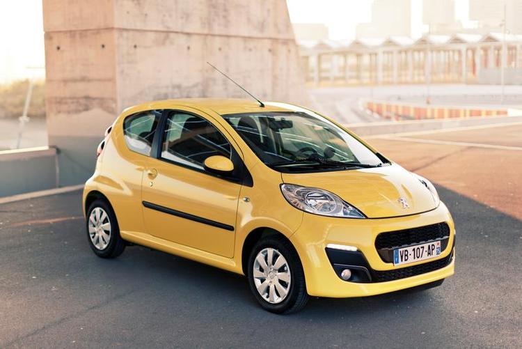 superbillig. Året ud fås Peugeots mindste model med ekstra rabat. 
