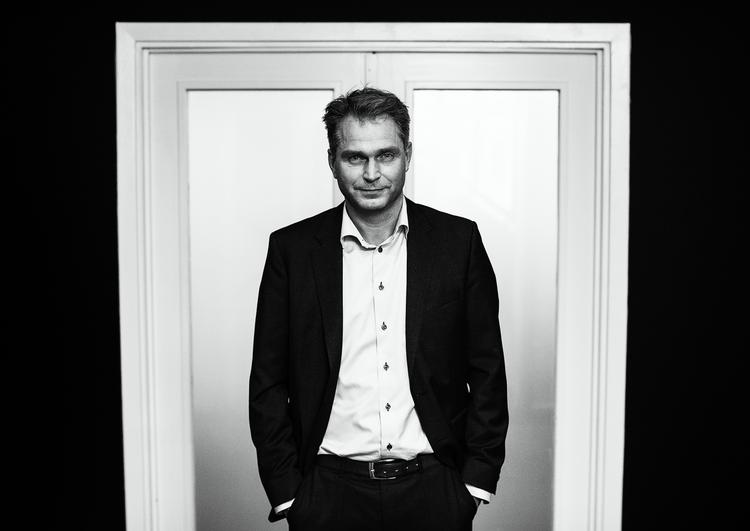 Optur. Adm. direktør i Lindhart &amp; Ringhof, Lars Boesgaard, kan udnævne fire nye chefer, mens overskudet fordobles i 2013. 