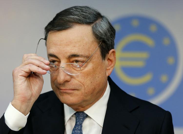 stille. Chefen for den europæiske centralbank, ECB, Mario Draghi, overraskede i sidste måned, da renten fik et ordentligt hak og blev halveret til 0,25 procent. I dag var der ingen overraskelser fra bankchefen. 