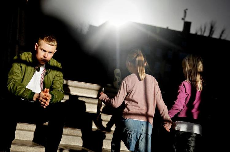 Tyveknægt.  Som teenager blev Niels Brandt knaldet for butikstyveri. I morgen optræder han med sit band The Minds of 99 i Koncerthuset. 