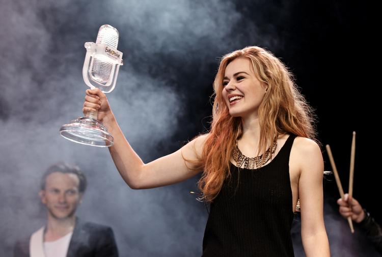 JUbel. Vinderen af dette års europæiske molodi grand prix, Emmelie de Forest. 