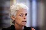 millionpulje. Socialminister Annette Vilhelmsen (SF) afviser at skulle have vildledt Folketinget 