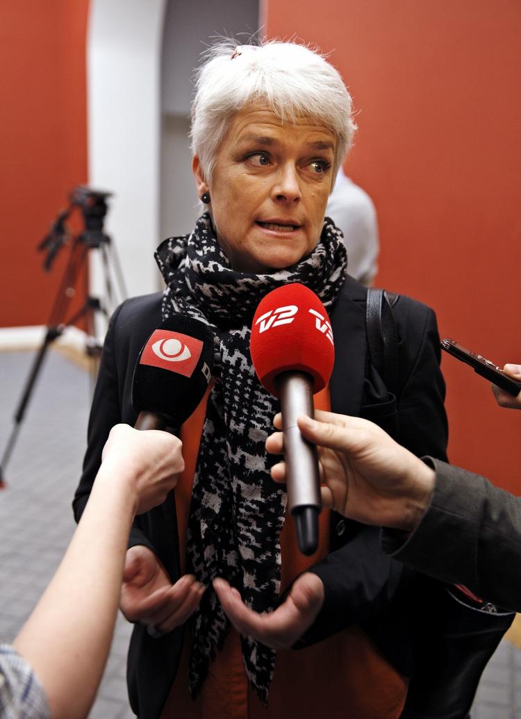 uenighed. Socialministeren og Lisbeth Zornig har forskelligt syn på adgang til millionpulje. 