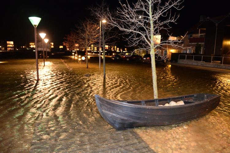 Stormramt. Gårsdagens oversvømmelser gik blandt andet ud over Frederikssund. 