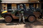 Indsats. En fransk soldat patruljerer i Bangui i Den Centralafrikanske Republik, der er præget af vold og anarki. 