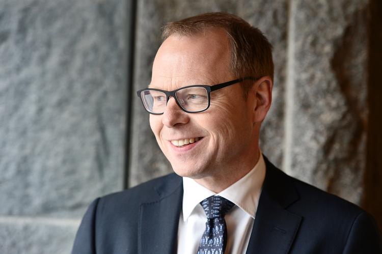 AFKLARING. Nu ved Nykredit, hvor meget kapital, koncernen skal have. Derfor kan strategien nu lægges om - og det fører til fyringer. Her koncernchef Michael Rasmussen, der kom til Nykredit fra Nordea i sommer. 
