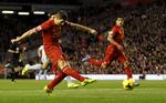 SKADET. I lørdags blev Steven Gerrard skadet under Liverpools kamp mod West Ham. 