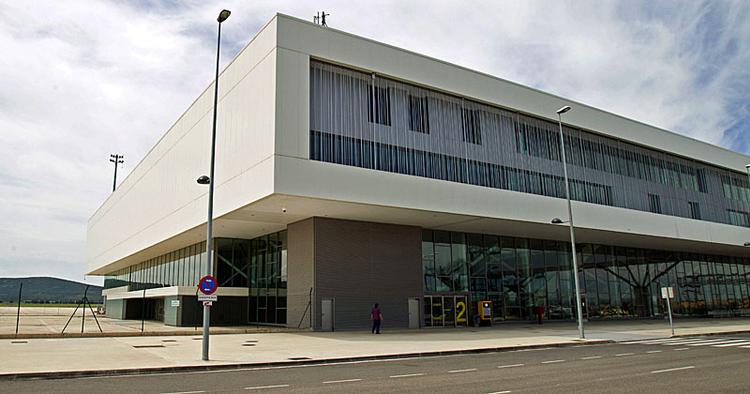 Tomt. Den økonomiske krisen har gjort ondt på lufthavnen i Ciudad Real. 