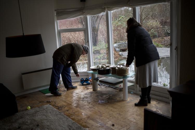 Regning. Hos boligejere i Jyllinge har vandmasserne i forbindelse med stormen Bodil givet store gener. 