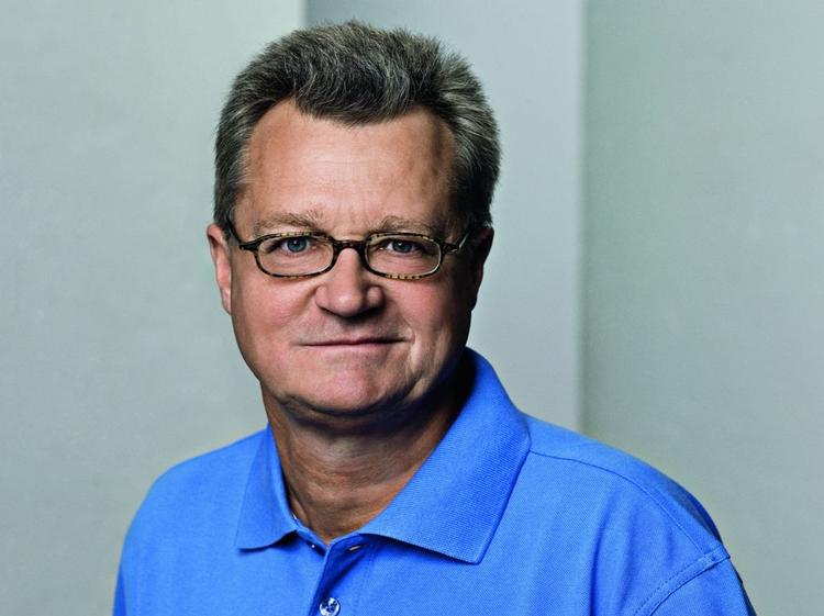 Suppleant. Claus Larsen-Jensen har det lidt underligt med, at han nu skal til Bruxelles i et halvt år. 