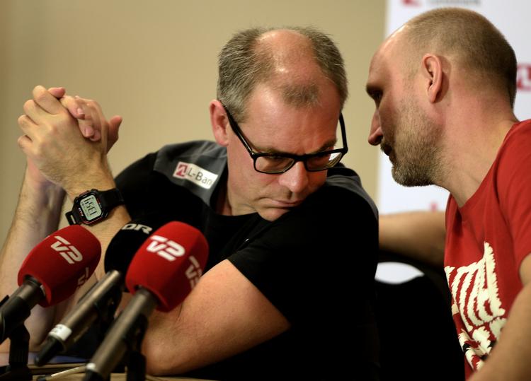 fordelagtigt. Jan Pytlick (tv) afviser at spekulere i, hvem der kan blive modstander i næste runde, før kampen mod Braslien i morgen. 