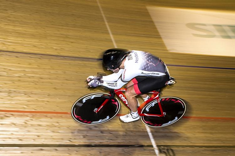 Vinder. Anders Holm blev dansk mester på 1.000 meter Elite herrer. Noget af en overraskelse, de fleste havde set Lasse Normann som vinder. 