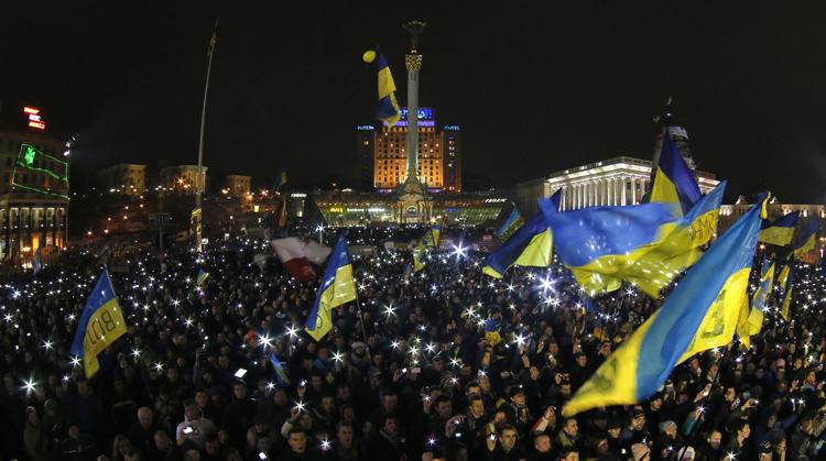 Opstand. Valgobservatørernes mistanke om valgfusk kan opildne EU-venlige demonstranter på Uafhængighedspladsen i Kiev. 