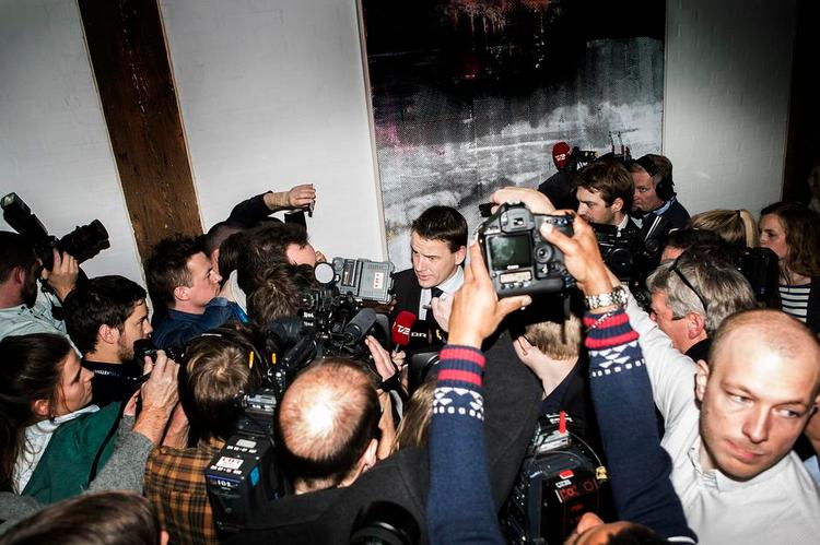 Fald. GGGI-sagen førte til Christian Friis Bachs (R) afgang som minister, og nu får sagen måske også konsekvenser for flere embedsfolk. 