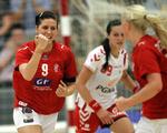 Skudstyrke: Camilla Dalby knytter næven efter en scoring i en VM-kvalifikationskamp mod Polen. 