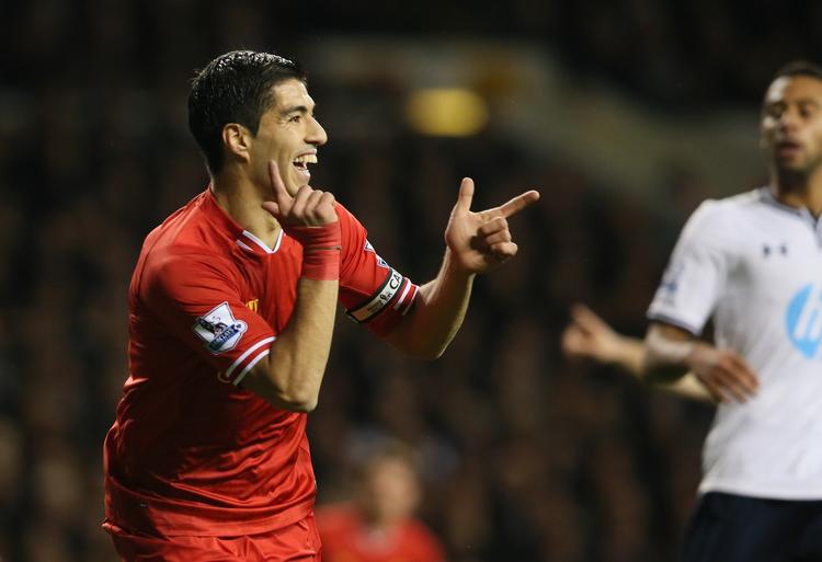 målmaskine. Luis Suarez åbnede sæsonen med seks karantænedage, men alligevel er han topscorer i Premier League. 