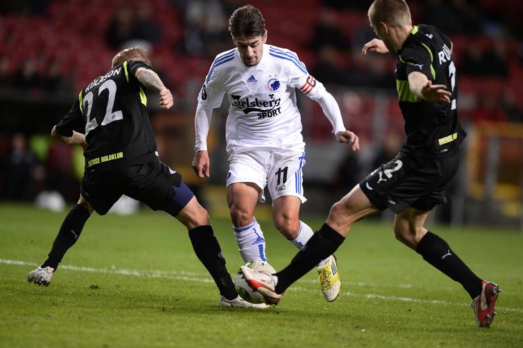 rekordmand.  Cesar Santin (midt) er den mest scorende FCK-spiller gennem tiderne. 