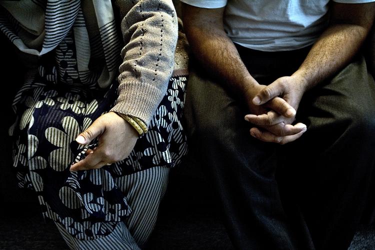 Kontrol. Godt halvdelen af de nydanske unge må ikke have en kæreste for deres familie, ifølge en undersøgelse fra 2011. 