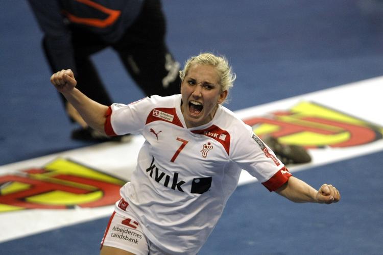 STJERNEHOLD. Seks nationer er repræsenteret på All Star-holdet, hvor Maria Fisker er eneste dansker. 