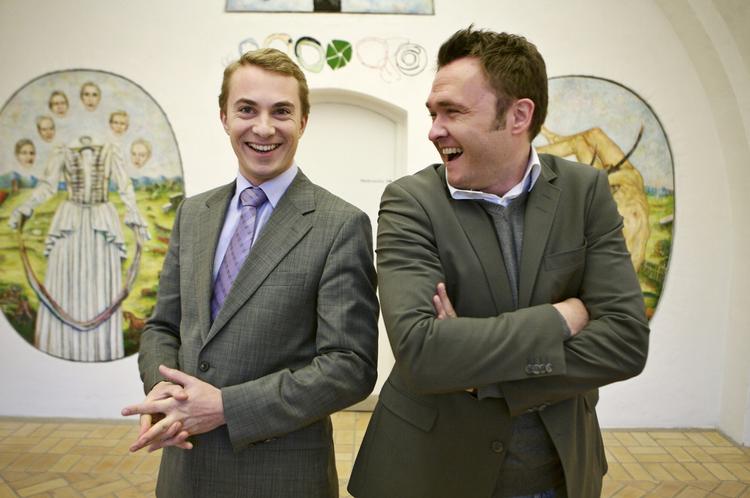 Det er stadig svært for Morten Messerschmidt at besøge Gæstgivergården under Folkemødet, når Politiken-segmentet har fået noget at drikke. Og der er stadig en populistisk præmie til den borgerlige politiker, der mest præcist får sat Enhedslisten på plads. Men generelt er vores fjendebilleder i opløsning. 