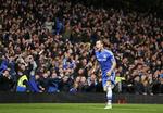Fankultur. Chelsea-anfører John Terry fejrer scoring. En af klubbens ikoniske  fans er gået bort. 