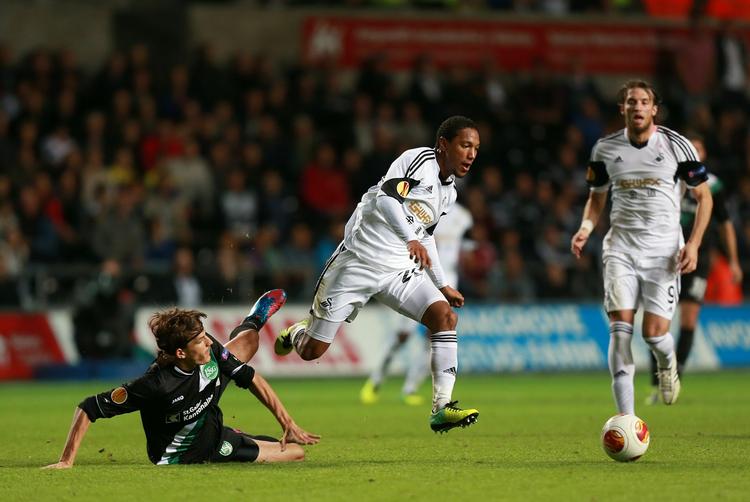 pasnings-mestre. Swansea City har imponeret med flot og flydende pasningsspil også i denne sæson. Men det har ikke ført til det ventede antal point i ligaen. 