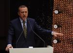 PRES. Anklager om ulovlige pengeoverførsler og bestikkelse truer lige nu ministerpræsident Erdogans regering i Tyrkiet. 