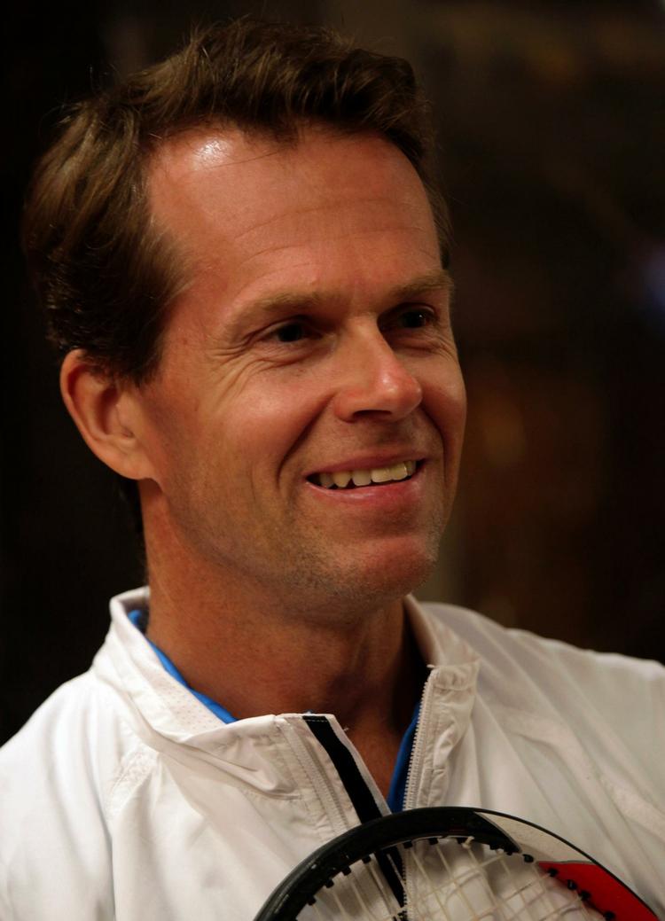 Træner. »Stefan har sagt ja til at arbejde med os i to uger, begyndende med Australian Open i Melbourne«, siger Federer. 