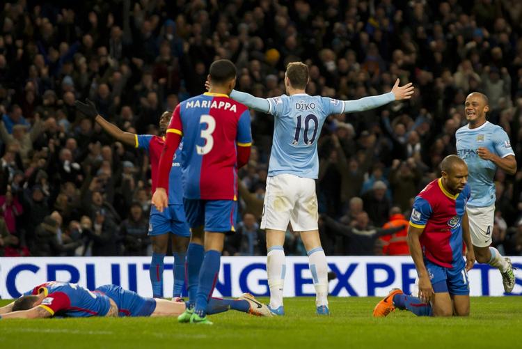 1-0. En scoring midt i anden halvleg af Edin Dzeko var nok til at sikre Manchester City sejren. 