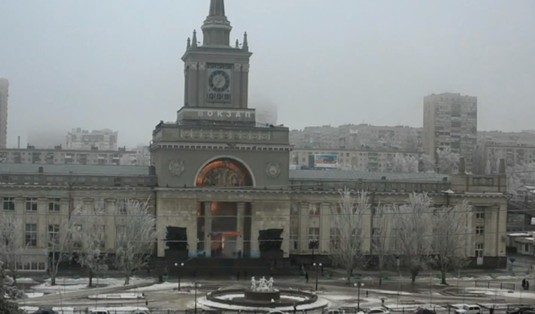Terror. Bombeangrebet mod togstationen i Volgograd blev fanget på et overvågningskamera rettet mod bygningen. 