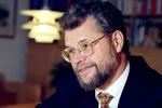 Politiker. Hans Hækkerup døde 22. december efter længere tids sygdom. Han blev 68 år. 