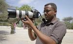 Pressefrihed. Den somaliske journalist Mohamed Mohamud er en af de i alt 108 journalister, der i 2013 blev dræbt i forsøget på at gøre deres arbejde. 