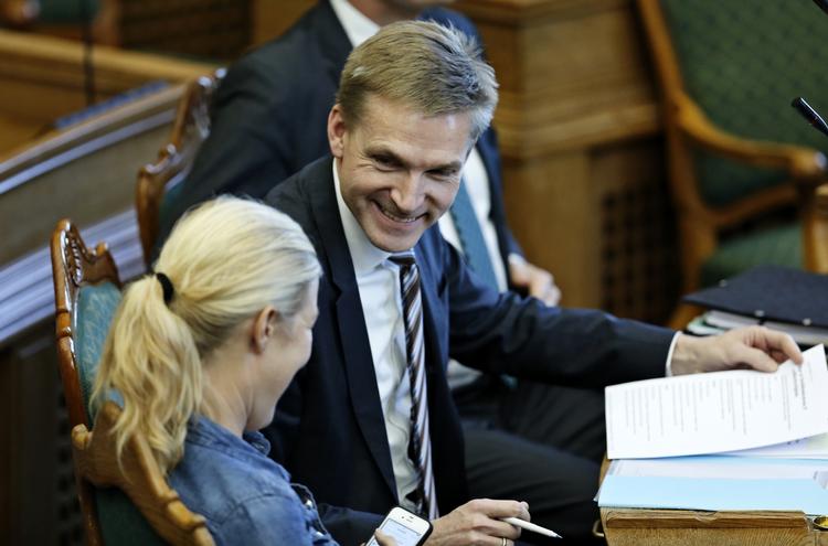 Måling. Der er stor tiltro til Dansk Folkepartis leder, Kristian Thulesen Dahl, både blandt egne og andre vælgere. 
