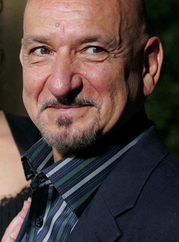 Karismatisk. Sir Ben Kingsley er kendt for sit intense blik. I 2002 blev han slået til ridder af Dronning Elizabeth. 