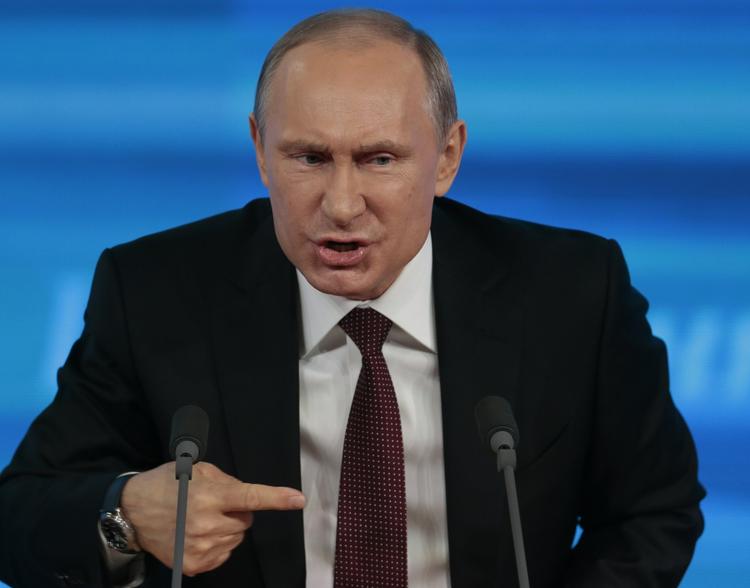 Volgograd. Vladimir Putin lover at kampen mod terror fortsætter. 
