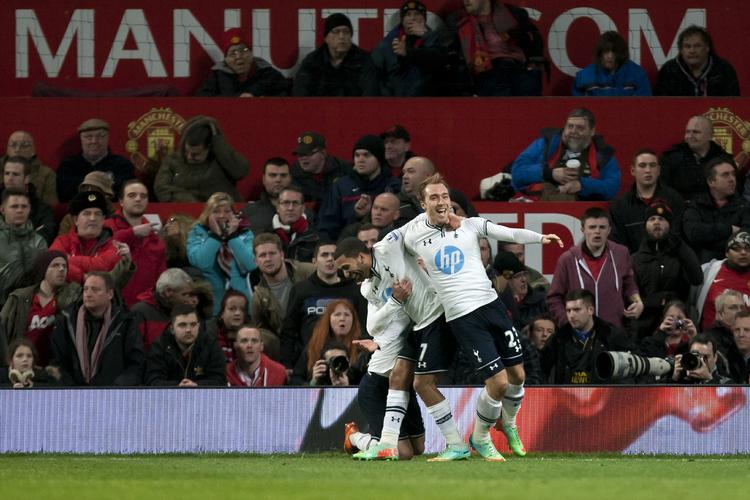 jubel. Christian Eriksen jubler efter sin scoring mod Manchester United, hvor han frygtløst kastede sig frem til en hovedstødsafslutning. 