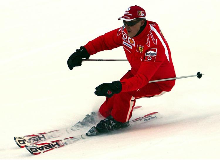 offpiste. Michael Schumacher er en garvet skiløber, men tyskeren har sandsynligvis ikke kunnet se de store sten, der lå i det område, han havde bevæget sig ud i. 