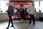 Service. Der er delte meninger om, hvorvidt programmet X Factor falder i kategorien for public service-indhold, eller ej. 