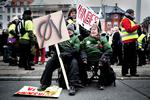 Protest. Under lockouten troppede 35.000 lærere op for at demonstrere foran Christiansborg. 