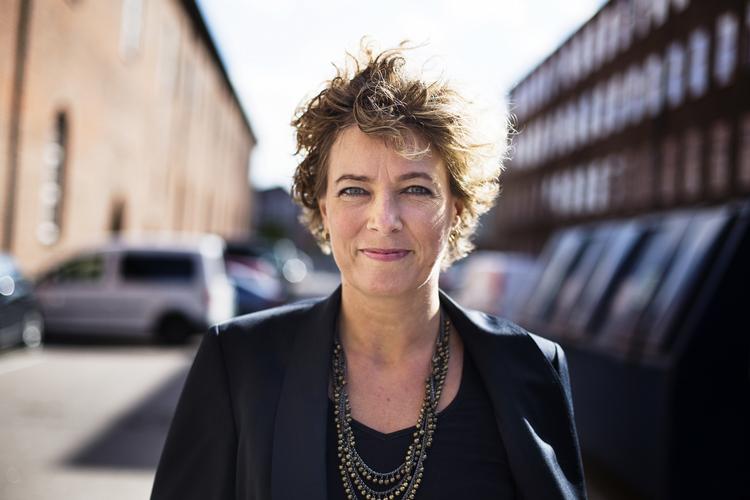 Praktik. Tyske firmaer mangler 33.000 lærlinge, hvilket har fået undervisningsminister Christine Antorini (S) til at opfordre danske lærlinge uden en praktikplads til at rejse syd for grænsen. 